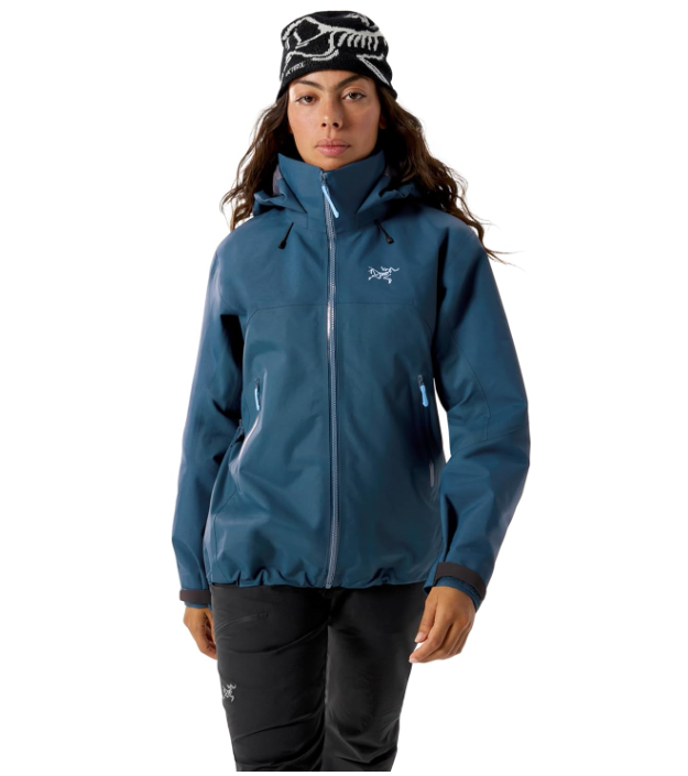 Premium Gore-Tex rain jacket for men and women – Arc'teryx Beta AR